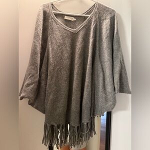 Velvet by Graham & Spencer Gray Fringed Poncho